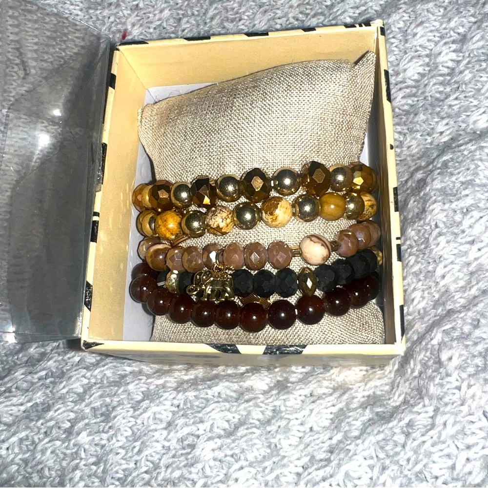 Beautiful bead bracelet set.